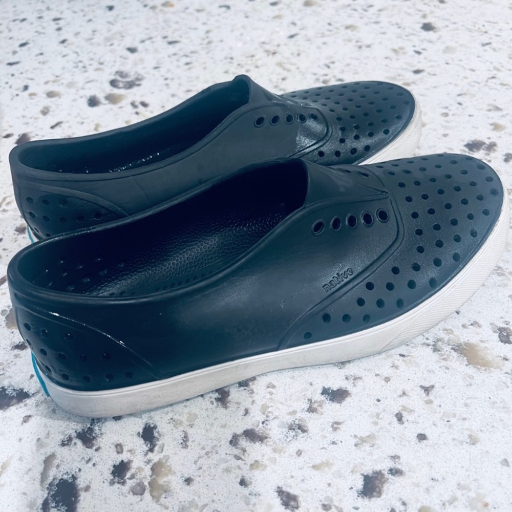 Native Jericho black womens 8/men’s 6